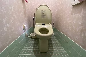 古いトイレ