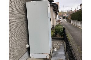 古い電気温水器