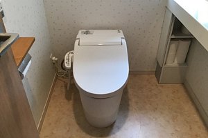 新しいトイレ