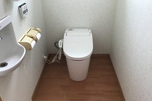 新しいトイレ