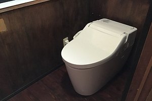 新しいトイレ