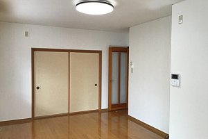 リビングクロス張替後