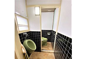 施工前／トイレ全体