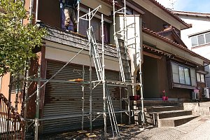 人・瓦の落下防止