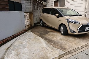 コンクリートガレージ