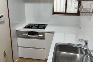 リビングステーション