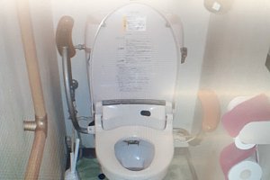 古いトイレ