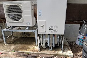 新ヒートポンプ取付