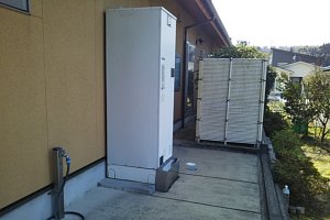 三菱　電気温水器