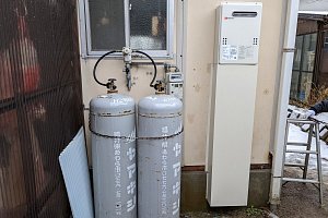 ヤマキシガスボンベと共に