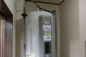 三菱　電気温水器