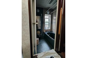 ユニットバス　暗い