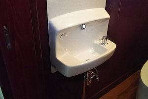 TOTO　コンパクト手洗器