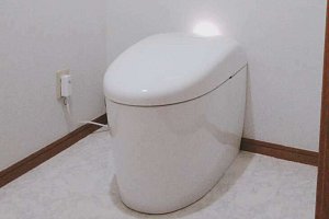 トイレ　トイレリフォーム　リフォーム　トイレ交換　TOTO　ネオレスト　RS3　CF張替　クロス張替　壁紙張替