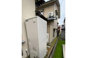 新しいエコキュートです。