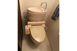 トイレ　トイレリフォーム　リフォーム　トイレ交換　TOTO　ｳｫｼｭﾚｯﾄ一体型 ZR1配管/手洗付