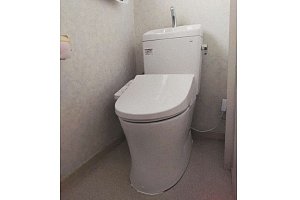 トイレ　トイレリフォーム　リフォーム　トイレ交換　TOTO　ピュアレストQR