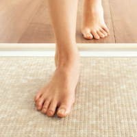 お掃除ラクラクほっカラリ床
