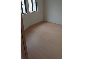 内装工事 不用品撤去処分 クロス交換 トイレ和式→洋式工事 トイレ段差解消 既存品撤去・処分