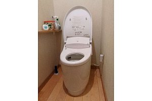 トイレ　トイレリフォーム　リフォーム　トイレ交換　LIXIL　プレアス