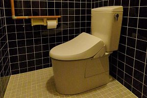 トイレ　トイレリフォーム　リフォーム　トイレ交換 LIXIL　アメージュZ