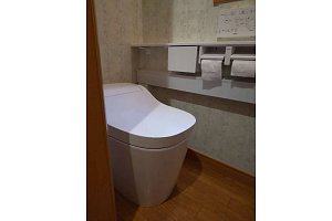 キッチン　キッチンリフォーム　リフォーム　キッチン交換　トイレ　トイレリフォーム　リフォーム　トイレ交換　パナソニック　Panasonic　ラクシーナ　アラウーノ　S160　アラウーノS160