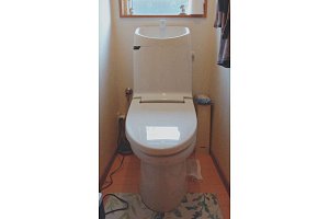 トイレ　トイレリフォーム　リフォーム　トイレ交換　TOTO　ピュアレストQR
