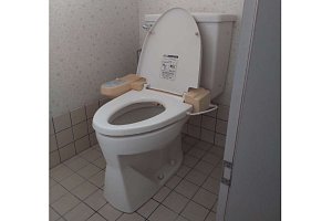 トイレ　トイレリフォーム　リフォーム　トイレ交換　LIXIL　アメージュZ　ﾊｲﾊﾟｰｷﾗﾐｯｸ