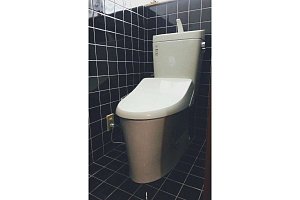 トイレ　トイレリフォーム　リフォーム　トイレ交換　アメージュZ　ﾊｲﾊﾟｰｷﾗﾐｯｸ　LIXIL
