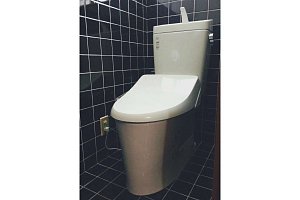 トイレ　トイレリフォーム　リフォーム　トイレ交換　アメージュZ　ﾊｲﾊﾟｰｷﾗﾐｯｸ　LIXIL