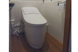 トイレ　トイレリフォーム　リフォーム　トイレ交換　LIXIL　プレアスLSタイプ