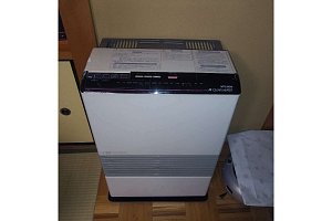 玄関灯交換　玄関　ライト　暖房機器撤去　Panasonic　センサーライト　LSEWC4033LE1