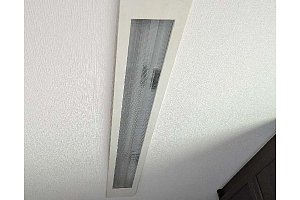 照明交換　大工工事　電気工事　LED　水漏れ補修