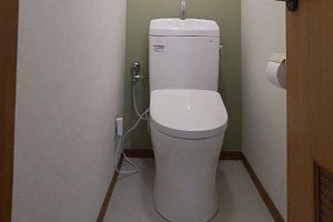 トイレ　トイレリフォーム　リフォーム　トイレ交換　TOTO　ピュアレスト　洗面化粧台交換　洗面台　サクア