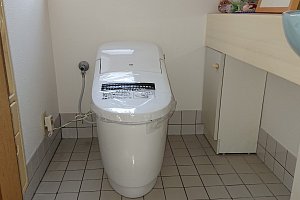 LIXIL抗菌トイレ