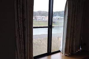 断LIXIL内窓インプラス熱、遮音、結露効果があまりないサッシ