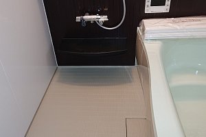 ミディアムベージュ色床