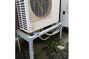水漏れ　ヒートポンプ