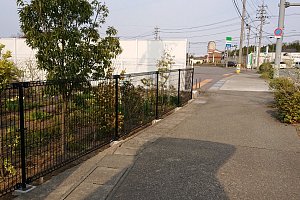 畑への異物侵入をガード