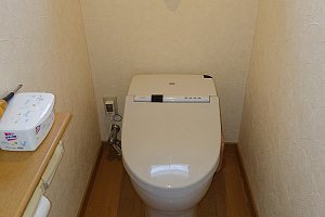 タンクレストイレ