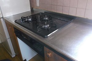 施工後のキッチンコンロ
