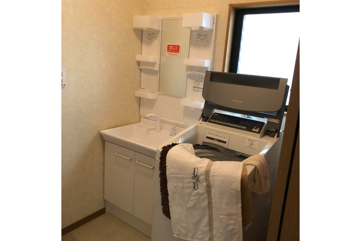 野々市市 洗面化粧台リフォームの施工事例 費用 リフォームヤマキシ N様邸